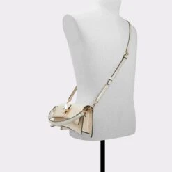 &New NewAkeelaxTop Handle Bag -Trendy Soles Sales Store akeelax gold 710 002 011 alt3 sq gy 2000x2000