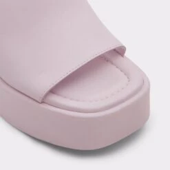 SaleBettaWedge Mule - Wedge Heel -Trendy Soles Sales Store betta pink 650 001 043 alt4 sq gy 2000x2000