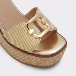 CarrabririaWedge Sandal - Wedge Heel -Trendy Soles Sales Store carrabriria beige 271 003 029 alt4 sq gy 2000x2000