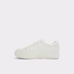 LightweightGwiriLow Top Sneaker - Cup Sole -Trendy Soles Sales Store gwiri white 100 002 029 alt2 sq gy 2000x2000