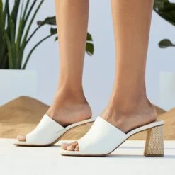 &New NewHaransMule -Trendy Soles Sales Store harans white 121 001 043 look part sq nt 1200x1200