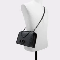 LinktheoryyCrossbody Bag -Trendy Soles Sales Store linktheoryy black 008 002 008 alt3 sq gy 2000x2000
