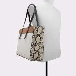 SaleOlerithaaTote Bag 7 SaleOlerithaaTote Bag -Trendy Soles Sales Store olerithaa beige 270 002 029 alt3 sq gy 2000x2000