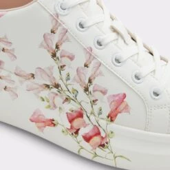 PeonoLow Top Sneaker - Flatform -Trendy Soles Sales Store peono white 110 002 038 alt4 sq gy 2000x2000