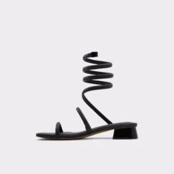 &New NewSpinnaStrappy Flat Sandal -Trendy Soles Sales Store spinna black 001 002 043 alt2 sq gy 2000x2000