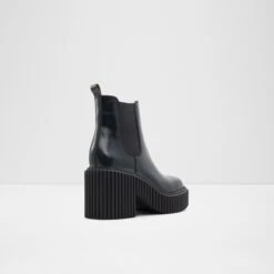 Final Sale - The Item Cannot Be ReturnedUpgradeChelsea Boot - Lug Sole 9 Final Sale - The Item Cannot Be ReturnedUpgradeChelsea Boot - Lug Sole -Trendy Soles Sales Store upgrade green 301 001 042 alt1 sq nt 1200x1200