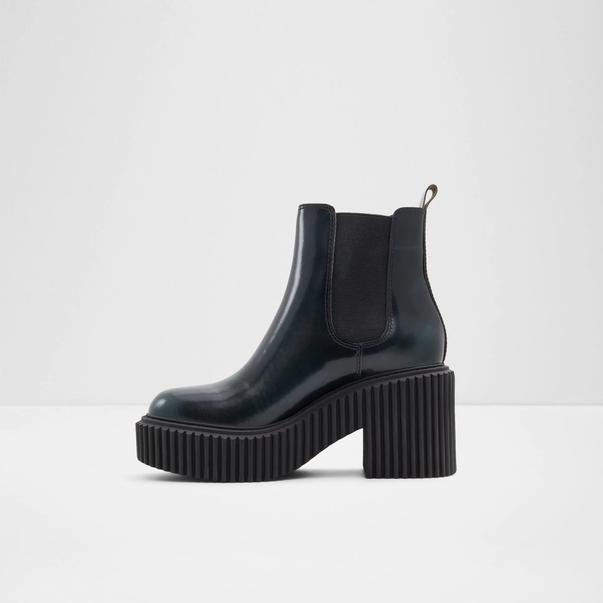 Final Sale - The Item Cannot Be ReturnedUpgradeChelsea Boot - Lug Sole 4 Final Sale - The Item Cannot Be ReturnedUpgradeChelsea Boot - Lug Sole - Image 4