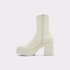 LightweightUpstepChelsea Boot - Lug Sole -Trendy Soles Sales Store upstep white 110 002 043 alt2 sq gy 2000x2000